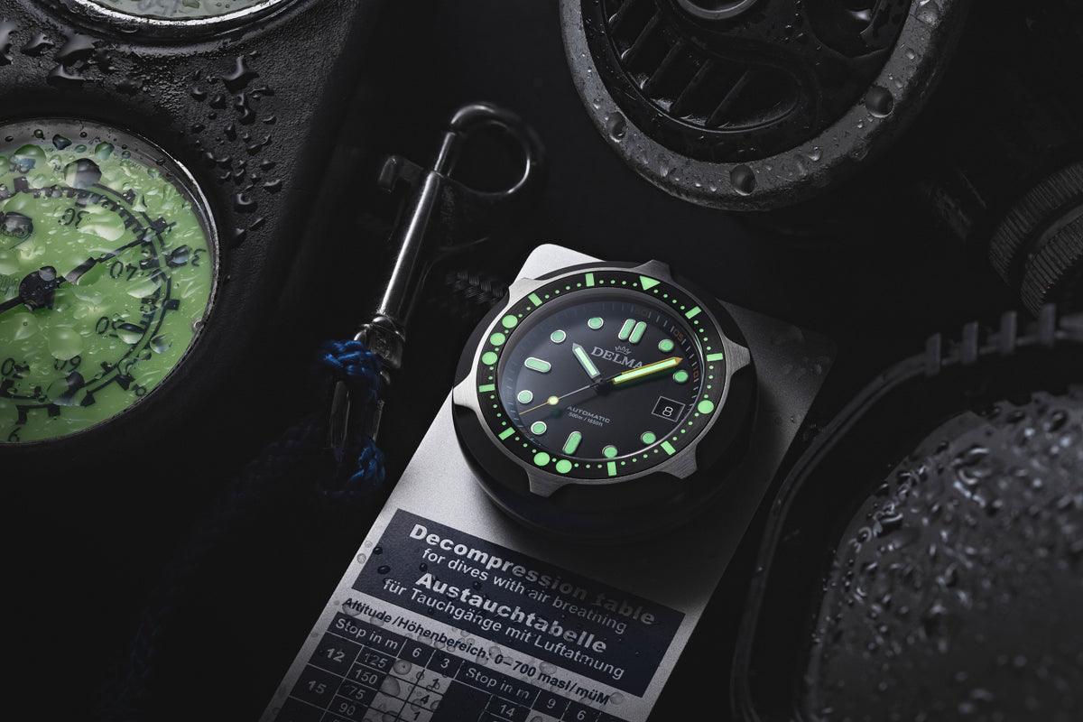 Quattro - DELMA Watches